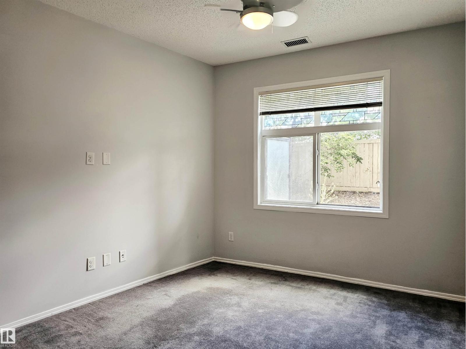 Photo 13 of 137 7825 71 St Nw, Edmonton AB