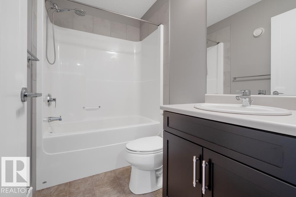 Photo 10 of 97 804 Welsh Dr Sw, Edmonton AB