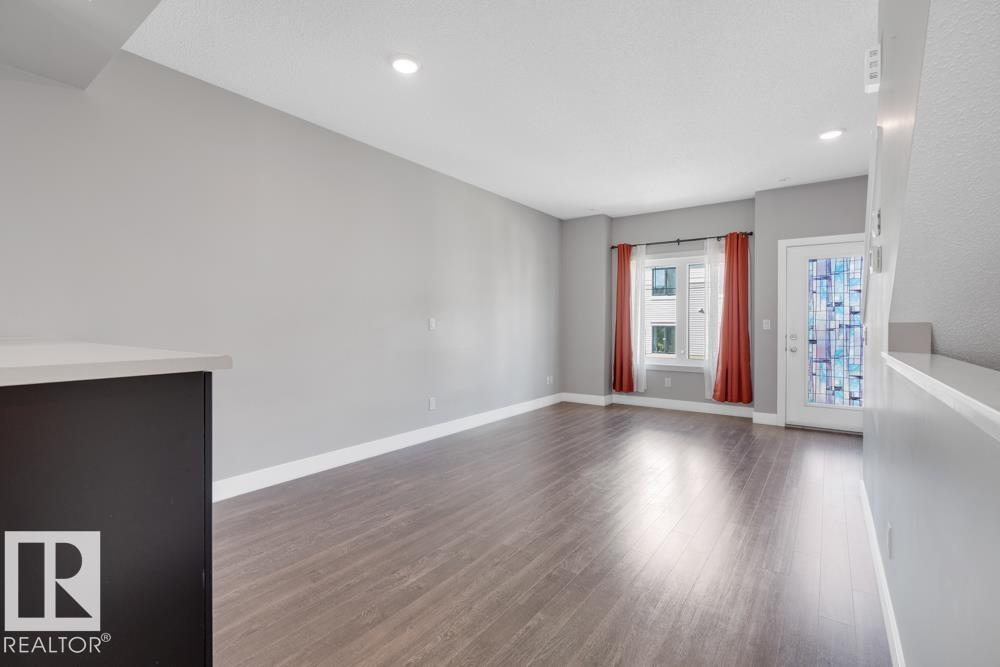 Photo 5 of 97 804 Welsh Dr Sw, Edmonton AB