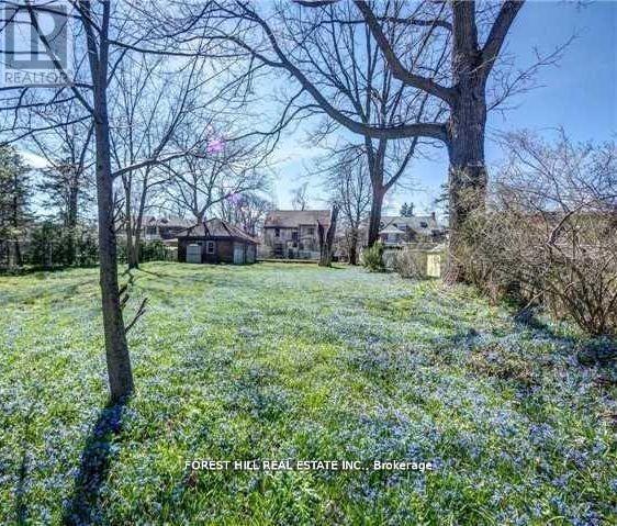 Photo 6 of 132 Blythwood Road W, Toronto ON