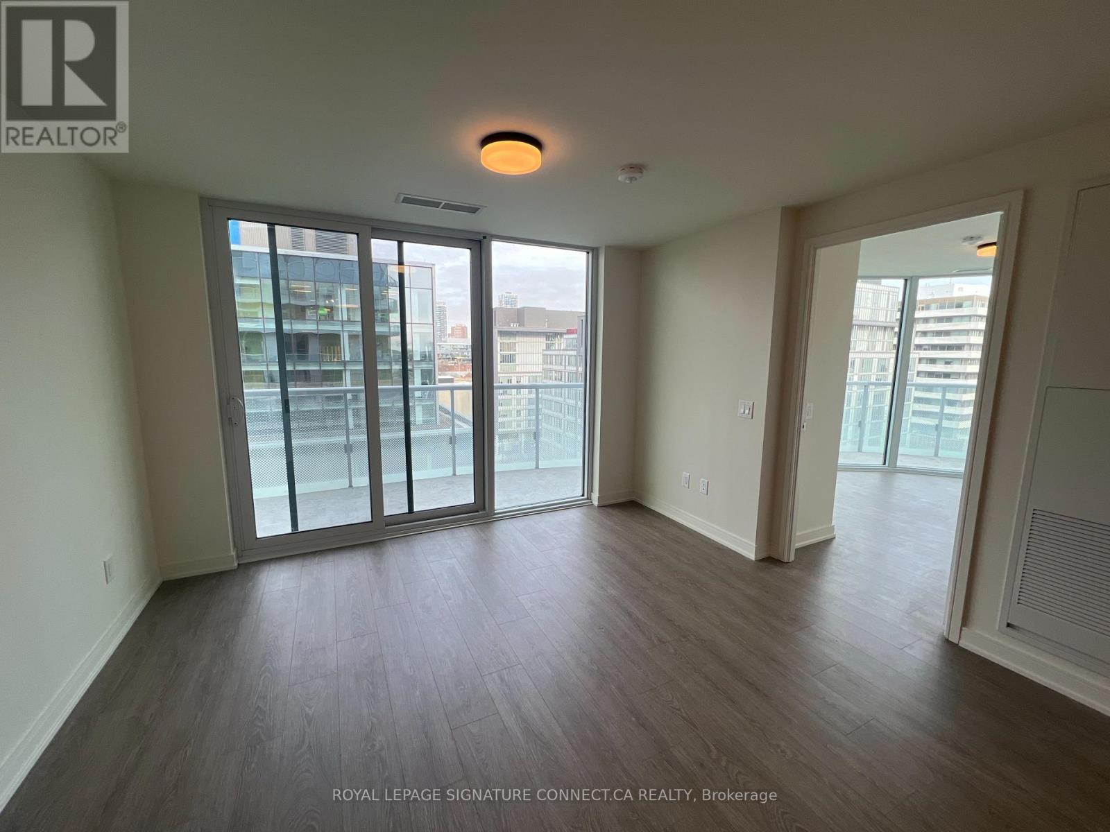 Photo 18 of 805 425 Front Street E, Toronto ON