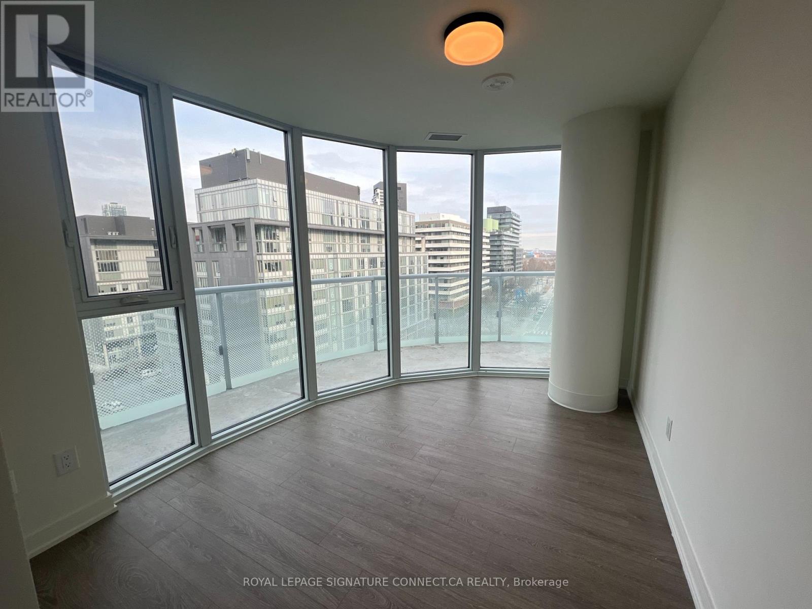 Photo 10 of 805 425 Front Street E, Toronto ON