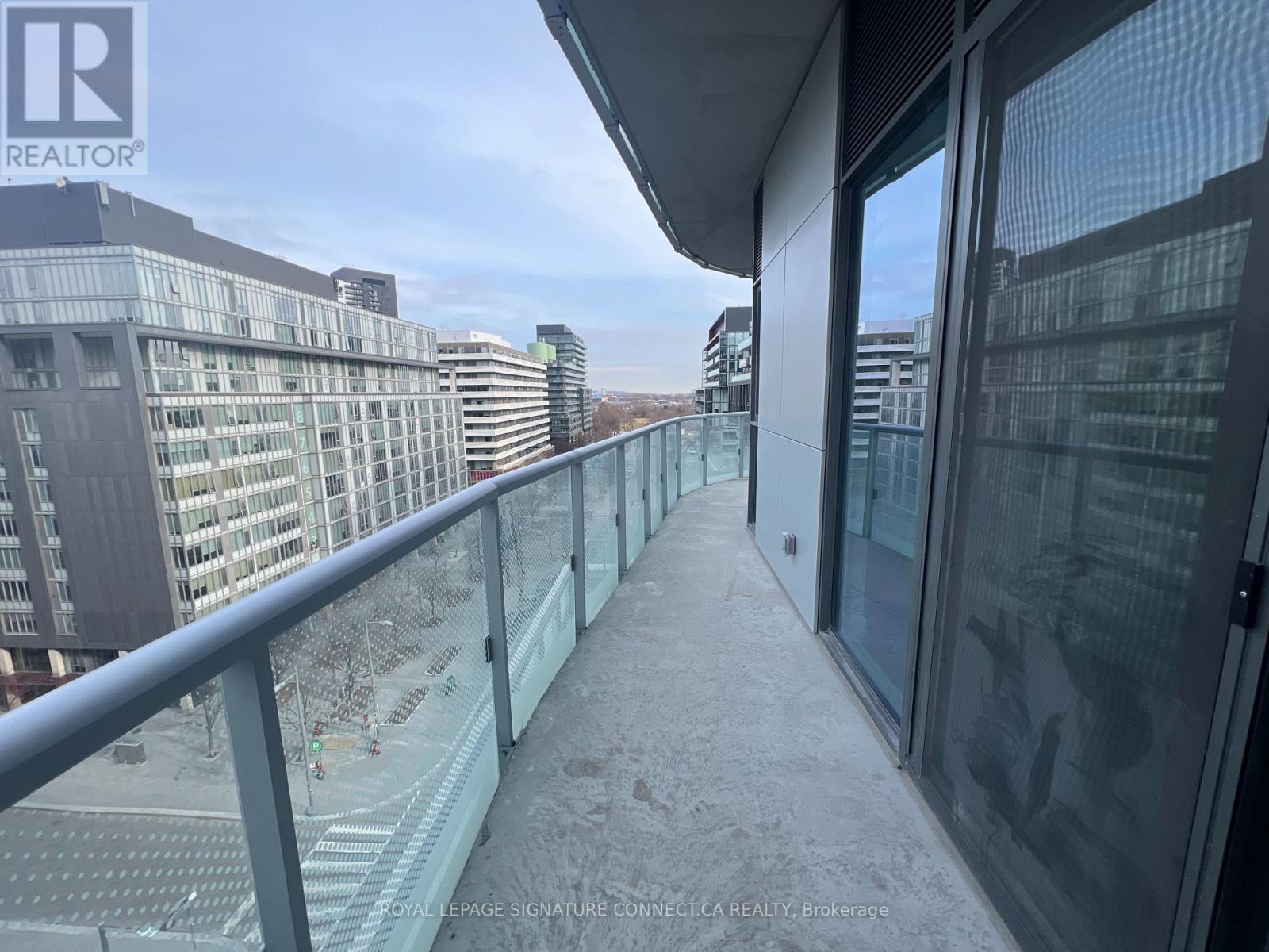 Photo 9 of 805 425 Front Street E, Toronto ON