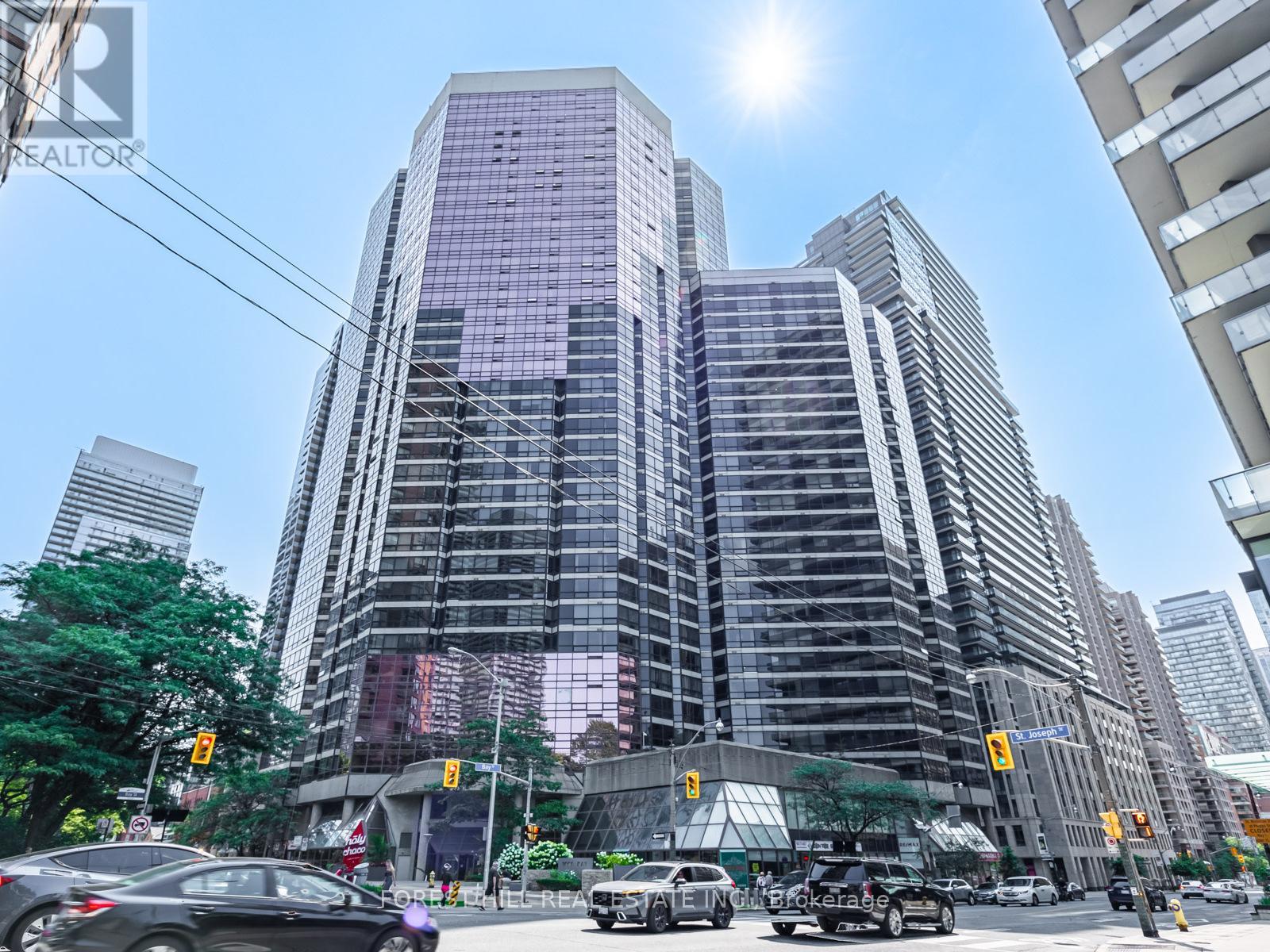 Photo 16 of 1012 1001 Bay Street, Toronto ON