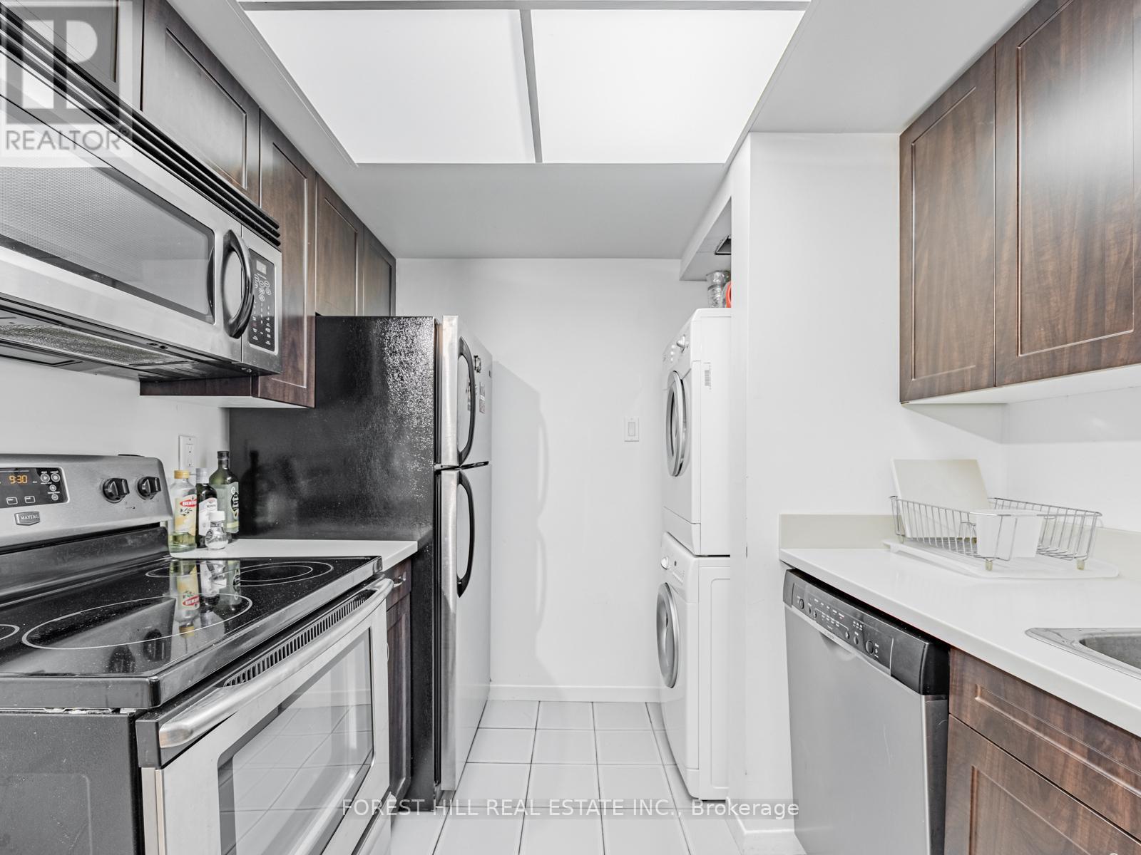 Photo 29 of 1012 1001 Bay Street, Toronto ON