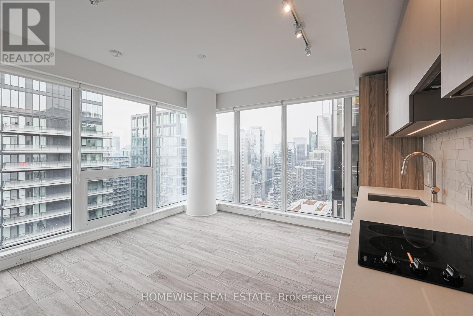 Photo 1 of Lph 09 55 Mercer Street, Toronto ON