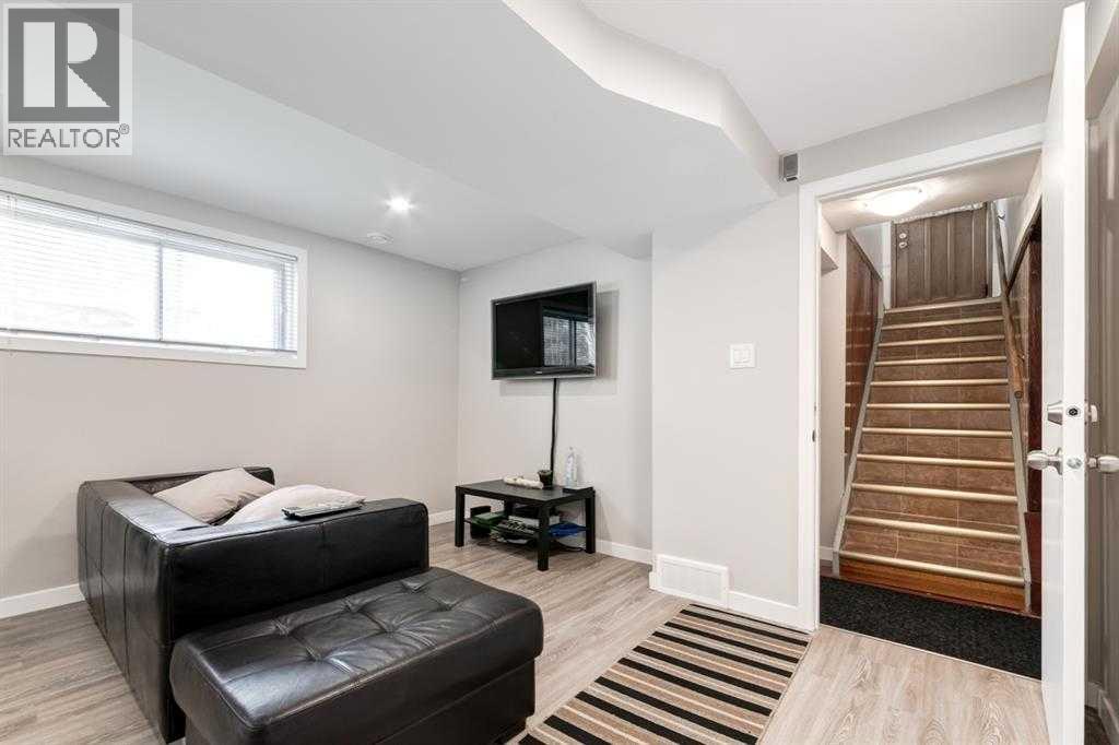 Photo 16 of 223 41 Avenue Nw, Calgary AB