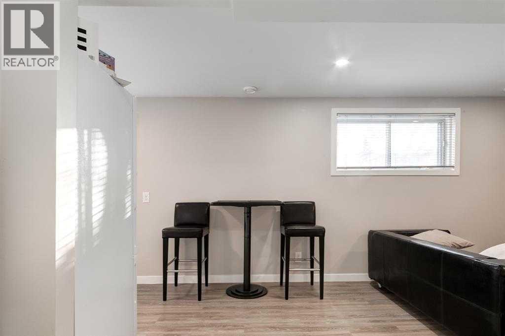 Photo 17 of 223 41 Avenue Nw, Calgary AB