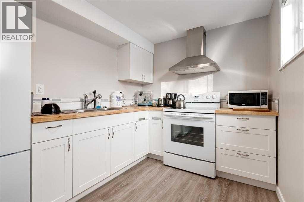 Photo 18 of 223 41 Avenue Nw, Calgary AB