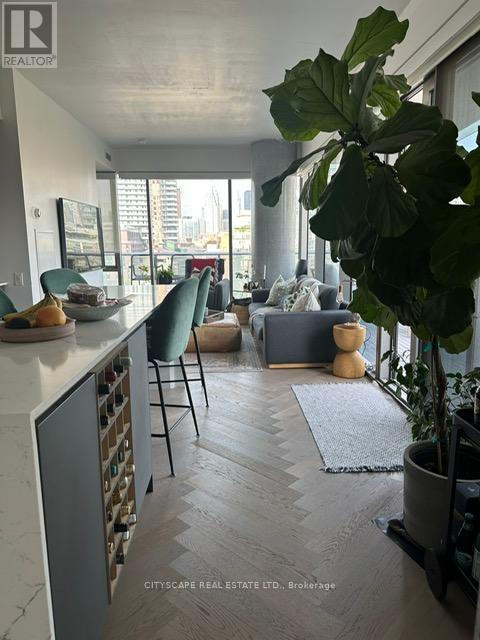 Photo 12 of 702 70 Distillery Lane, Toronto ON