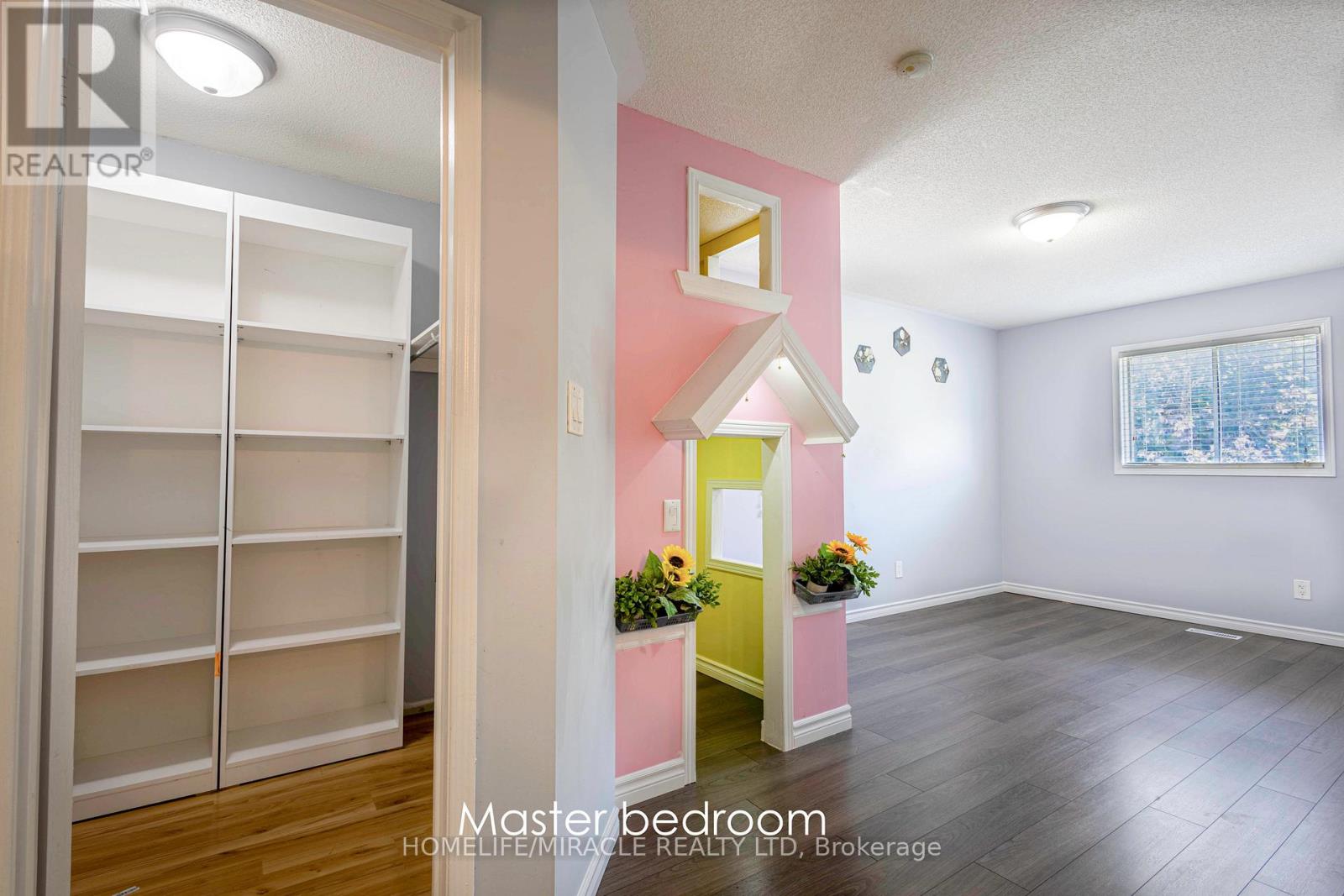 Photo 25 of 12 Gill Crescent, Ajax ON