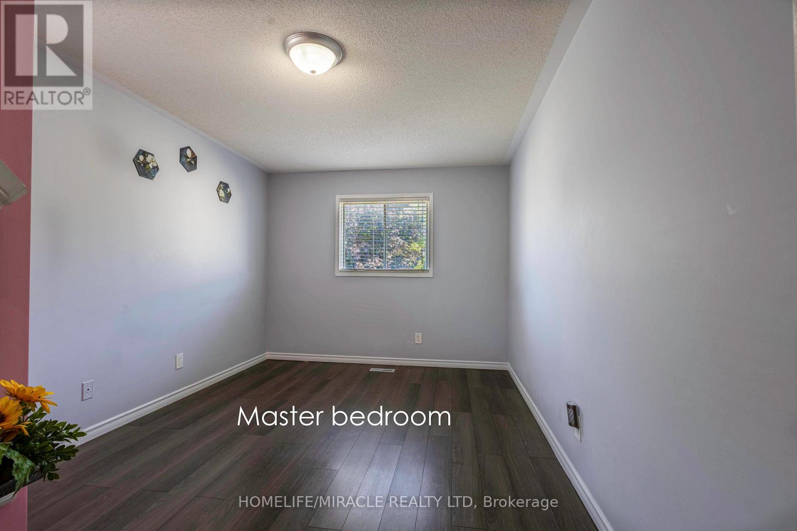 Photo 12 of 12 Gill Crescent, Ajax ON