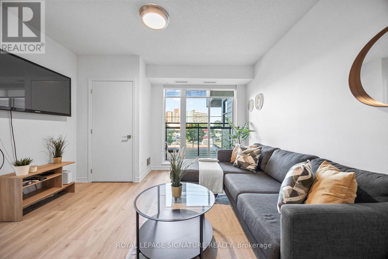 Photo 28 of 214 1 Falaise Road, Toronto ON