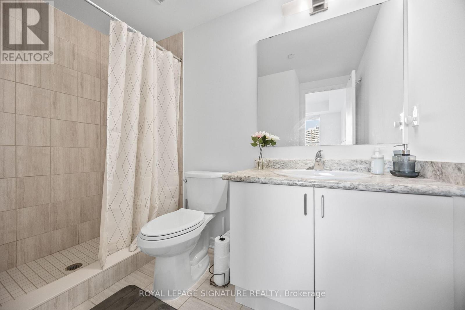 Photo 26 of 214 1 Falaise Road, Toronto ON