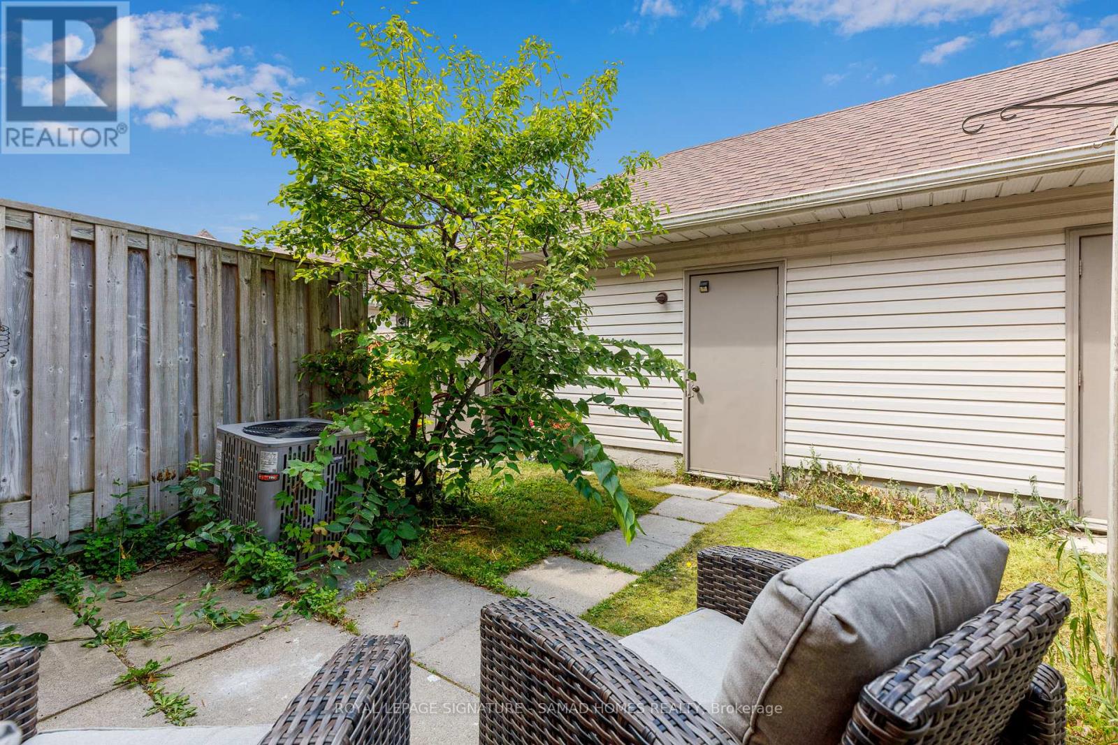 Photo 18 of 9522 Sheppard Avenue E, Toronto ON