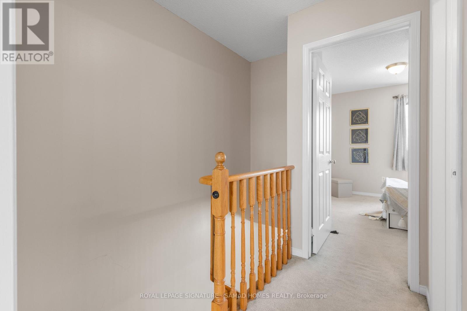 Photo 9 of 9522 Sheppard Avenue E, Toronto ON