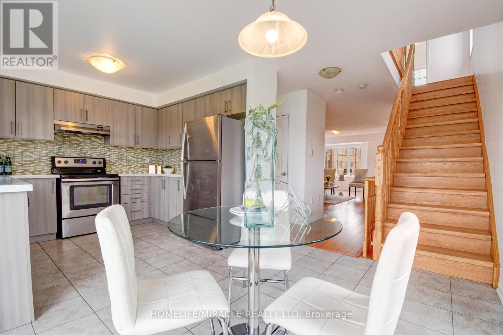 Photo 6 of 2450 Bromus Path, Oshawa ON