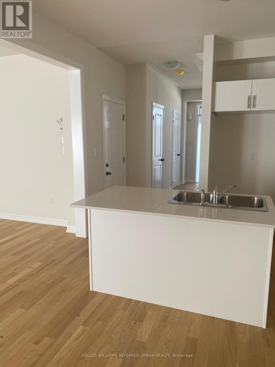 Photo 11 of 27 Lawrence D Pridham Avenue, New Tecumseth ON