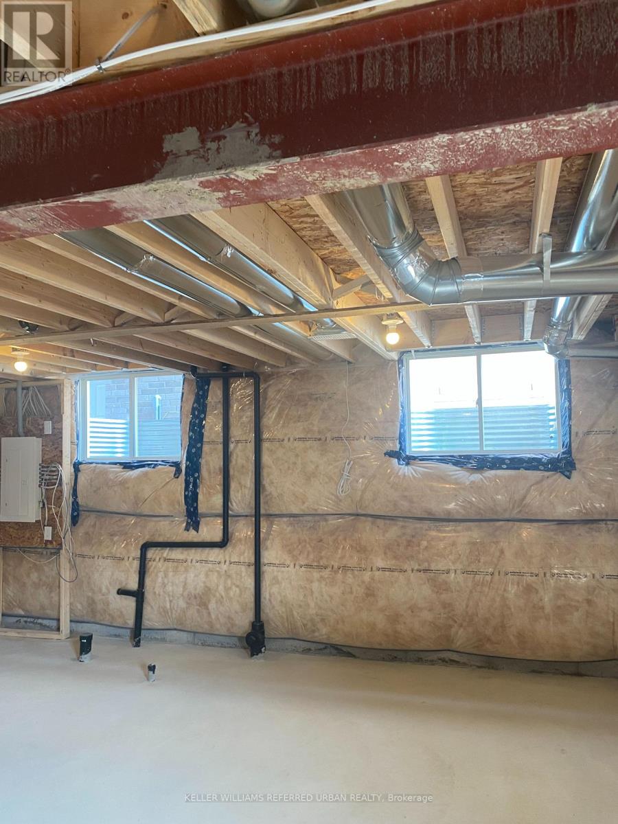 Photo 5 of 27 Lawrence D Pridham Avenue, New Tecumseth ON