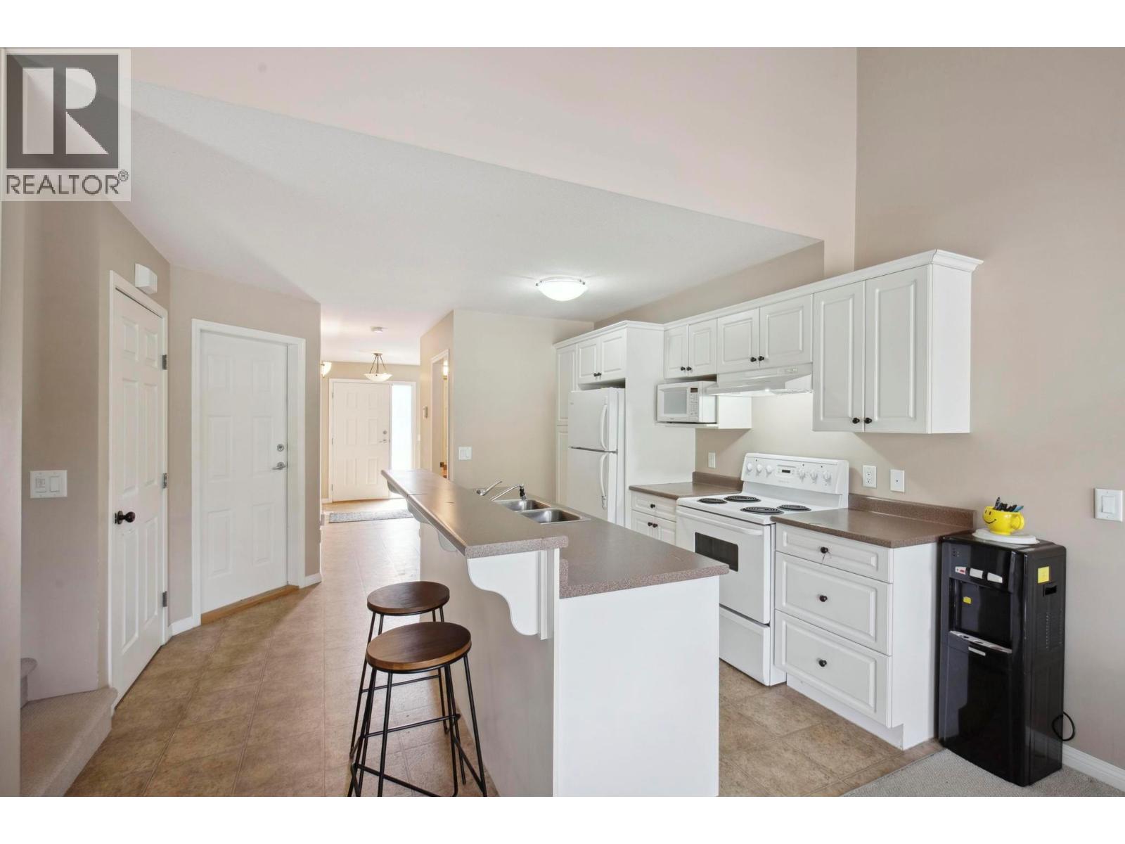 8 2131 Scenic Road, Kelowna