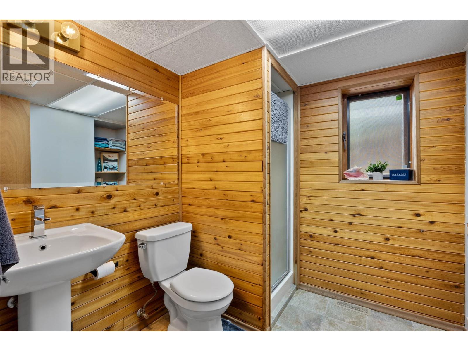 Photo 28 of 2264 Skeena Drive, Kamloops BC