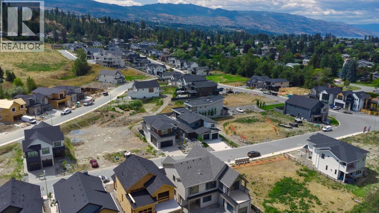 Photo 29 of 925 Bull Crescent, Kelowna BC