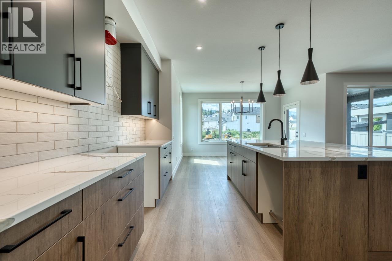 Photo 23 of 925 Bull Crescent, Kelowna BC