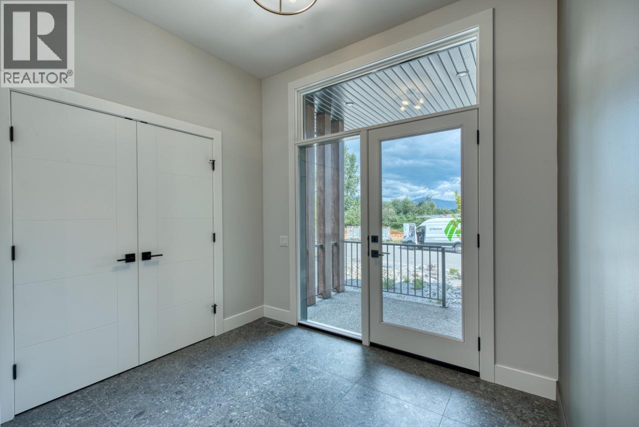 Photo 35 of 925 Bull Crescent, Kelowna BC