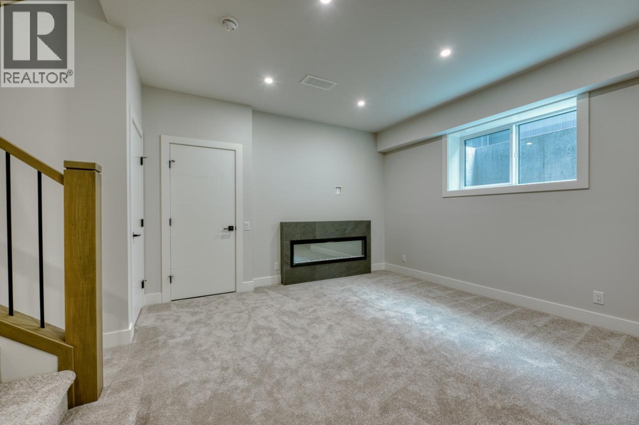 Photo 38 of 925 Bull Crescent, Kelowna BC