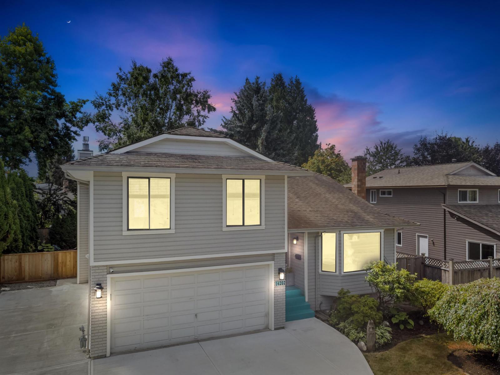 Photo 5 of 14202 18 A Avenue, Surrey BC