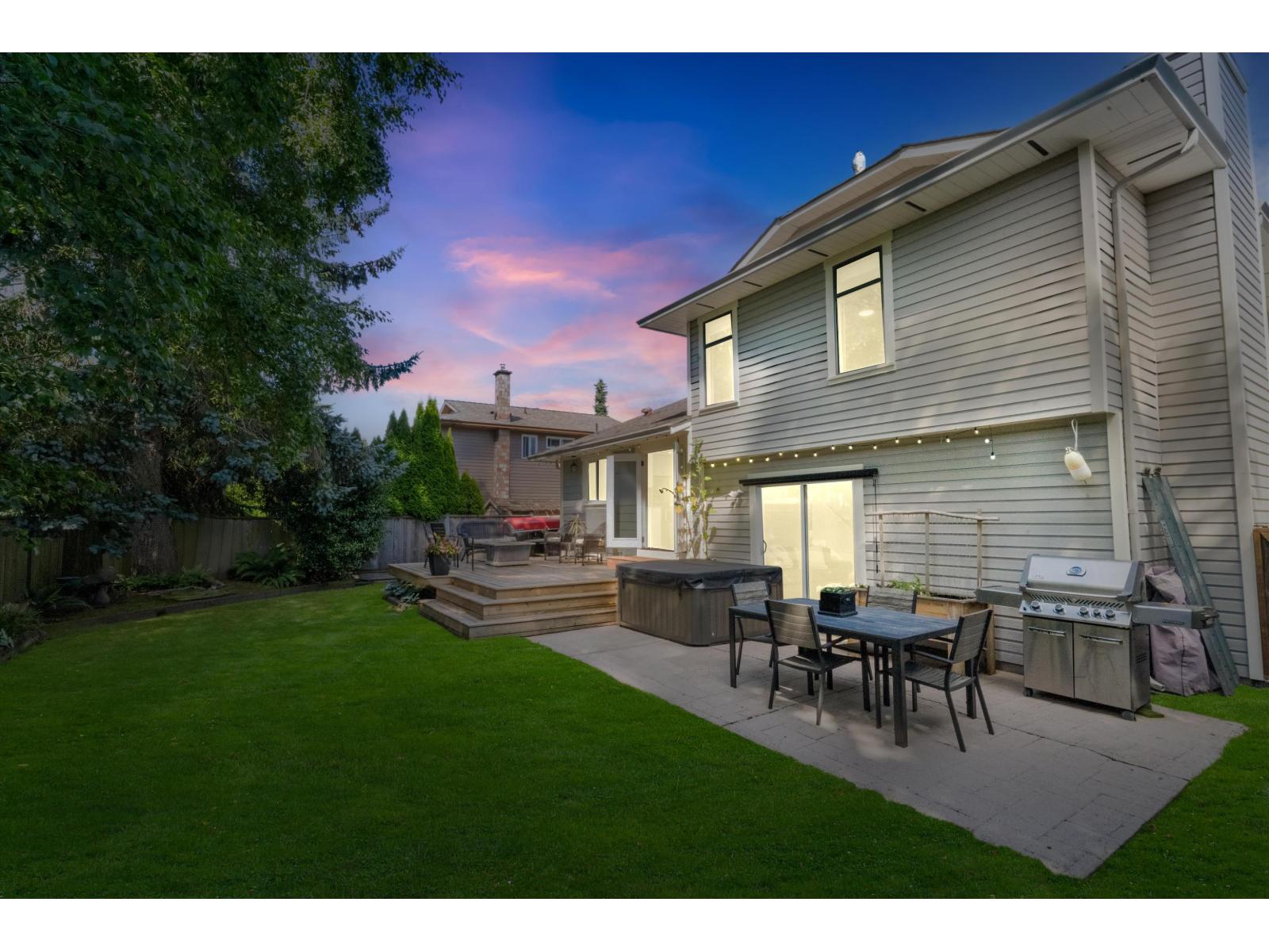 Photo 8 of 14202 18 A Avenue, Surrey BC