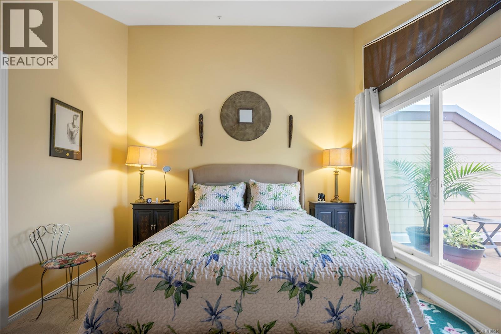 Photo 8 of 1645 Creekside Dr, Nanaimo BC