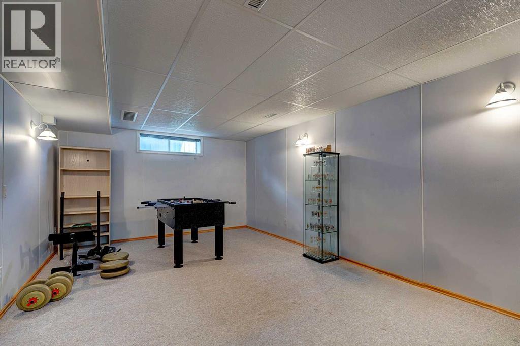 Single Family House for Sale in  Somerside Place SW Somerset Calgary 