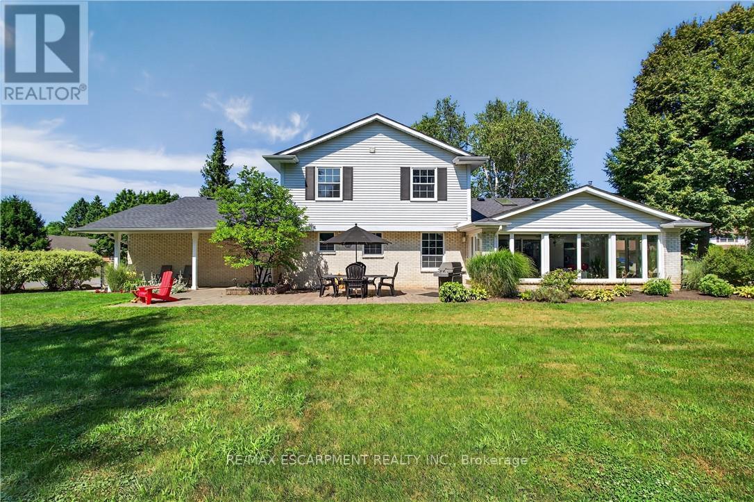 Photo 48 of 1 Acredale Drive, Hamilton ON