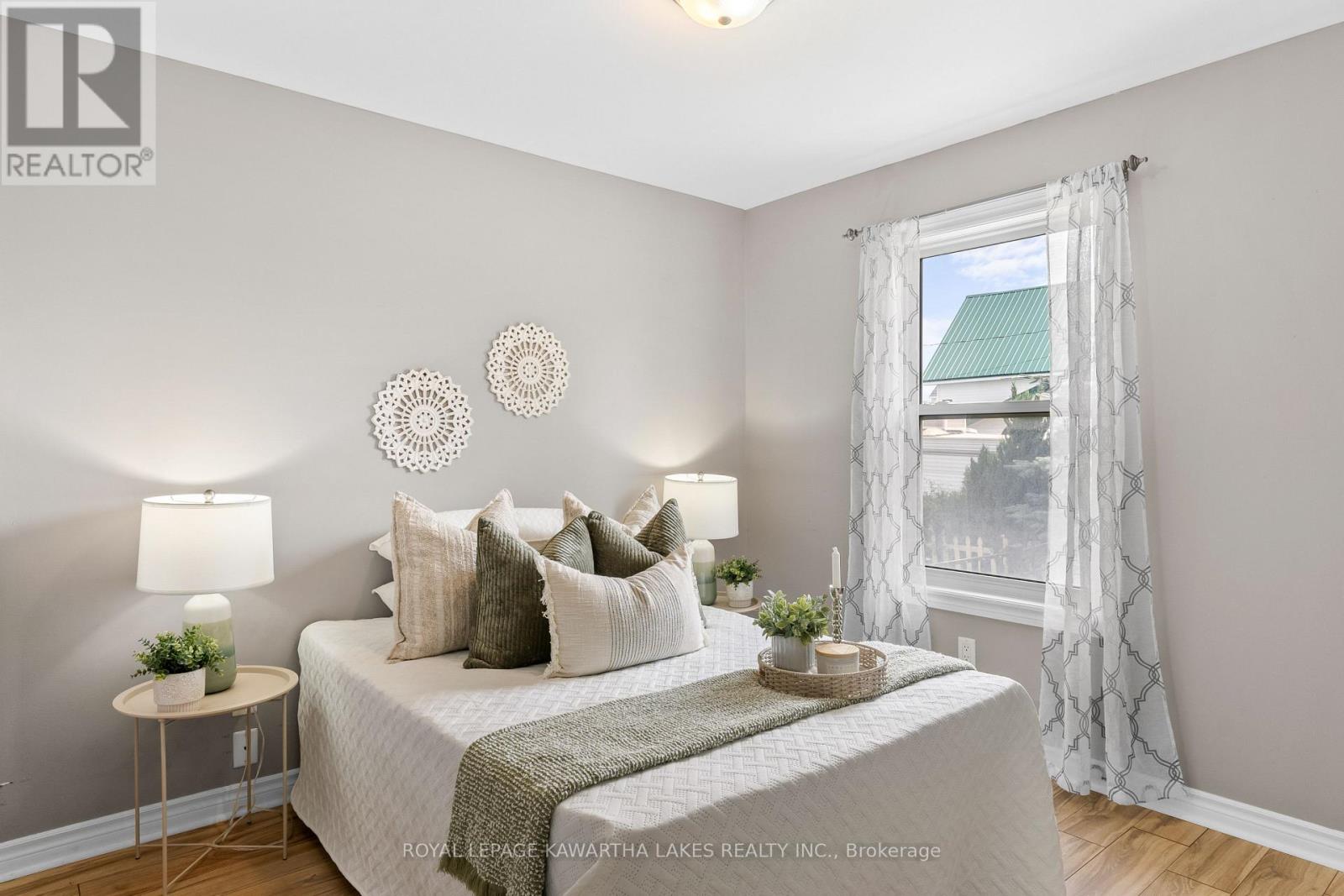Photo 9 of 95 Lindsay Street, Kawartha Lakes ON