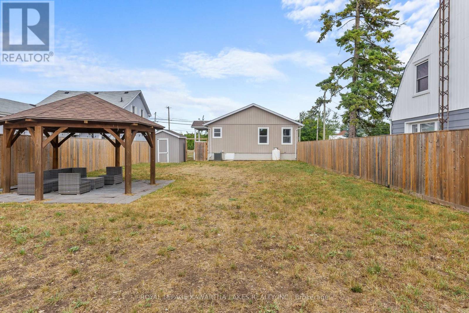 Photo 18 of 95 Lindsay Street, Kawartha Lakes ON