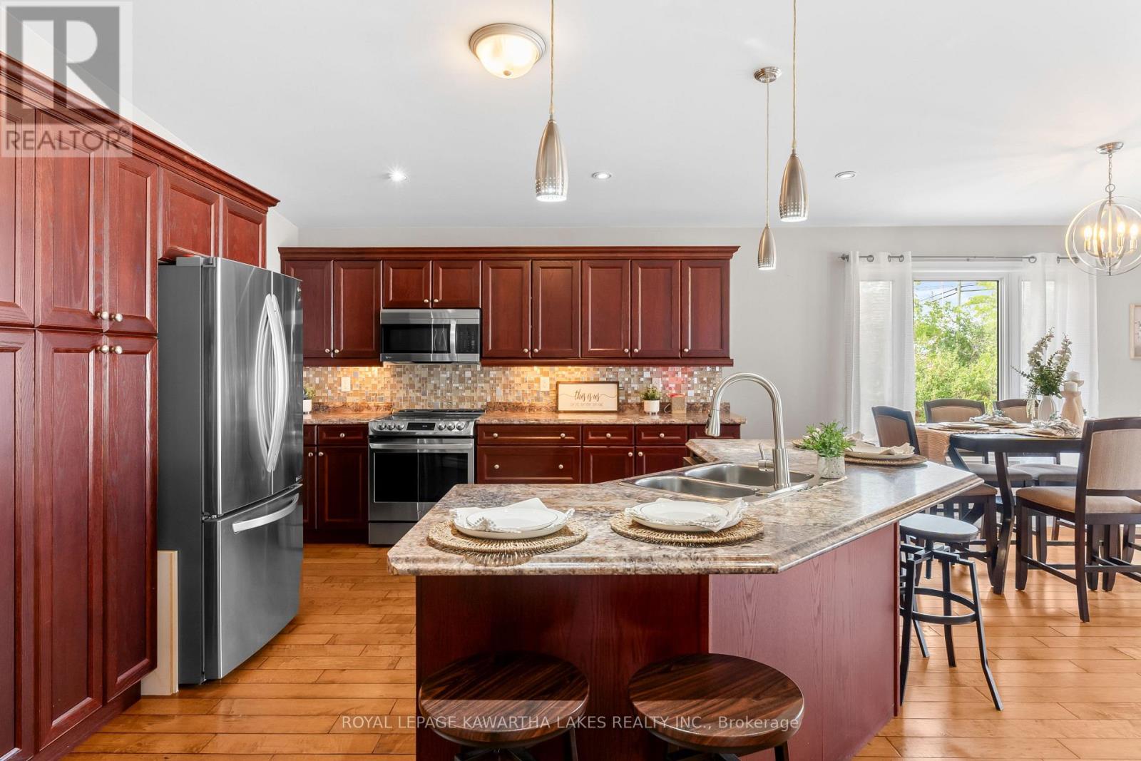 Photo 13 of 95 Lindsay Street, Kawartha Lakes ON