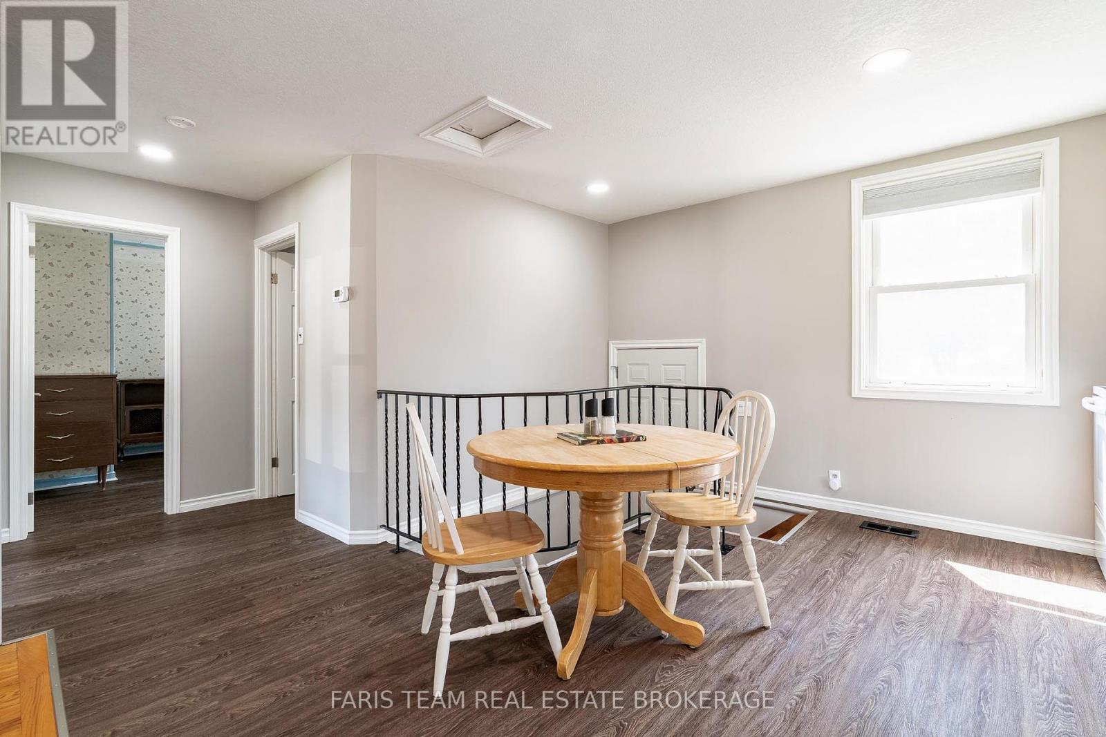 Photo 20 of 335 John Street, Midland ON
