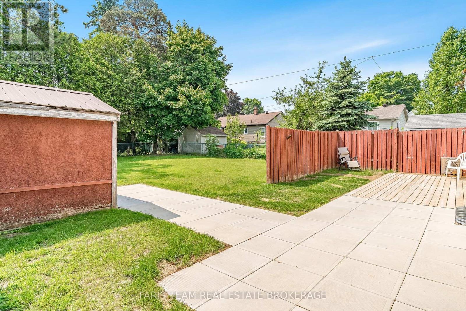 Photo 6 of 335 John Street, Midland ON
