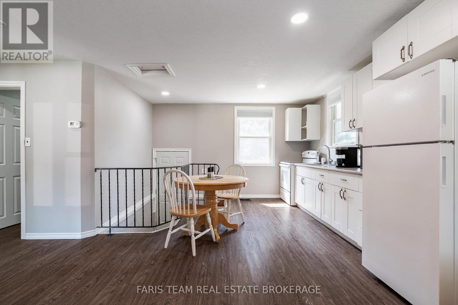 Photo 23 of 335 John Street, Midland ON