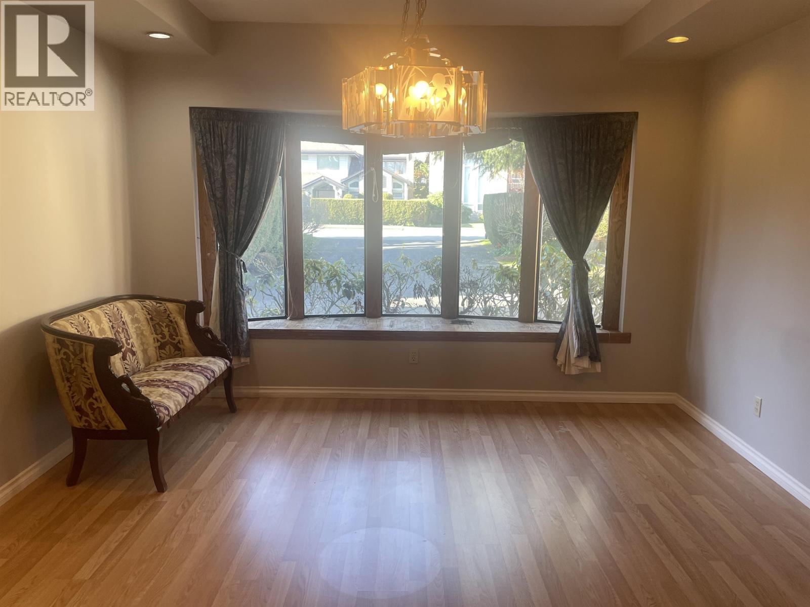 Photo 12 of 7580 Lucas Road, Richmond BC