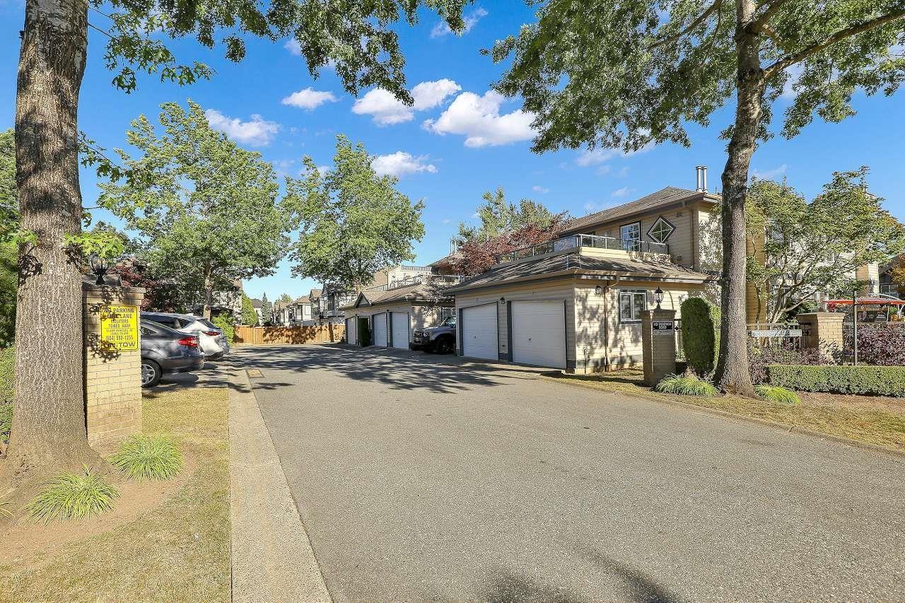 Photo 31 of 25 8338 158 Street, Surrey BC