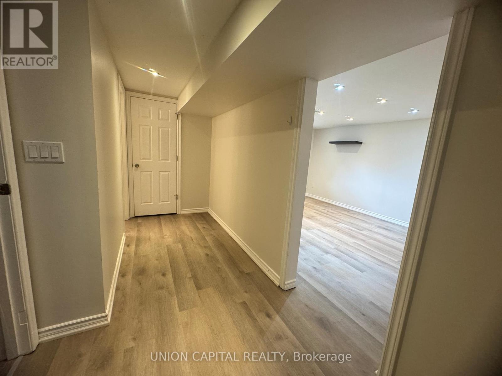 Photo 2 of Bsmt 26 Blackthorne Avenue, Hamilton ON