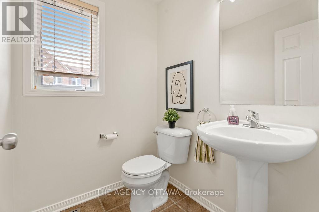 Photo 22 of 277 Branthaven Street, Ottawa ON