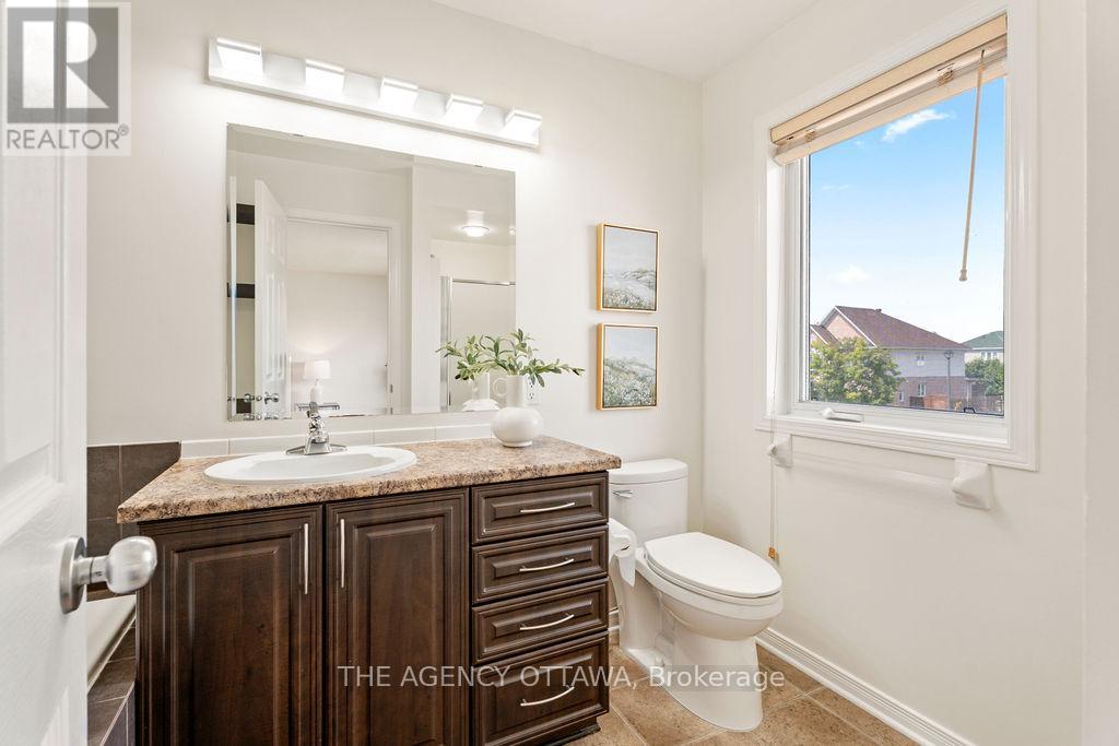 Photo 32 of 277 Branthaven Street, Ottawa ON