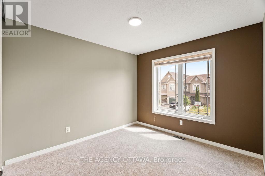 Photo 34 of 277 Branthaven Street, Ottawa ON