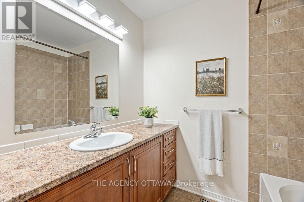 Photo 36 of 277 Branthaven Street, Ottawa ON