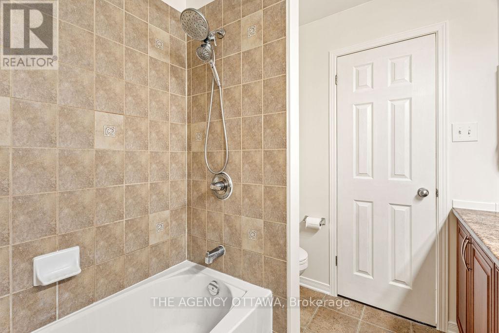 Photo 38 of 277 Branthaven Street, Ottawa ON