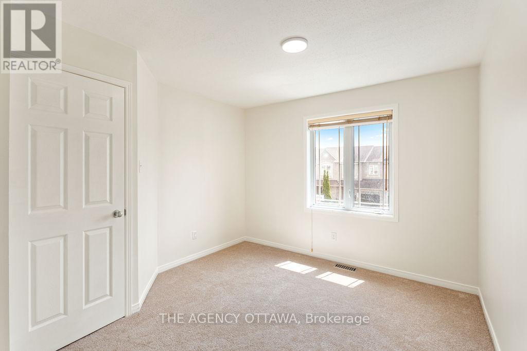 Photo 39 of 277 Branthaven Street, Ottawa ON