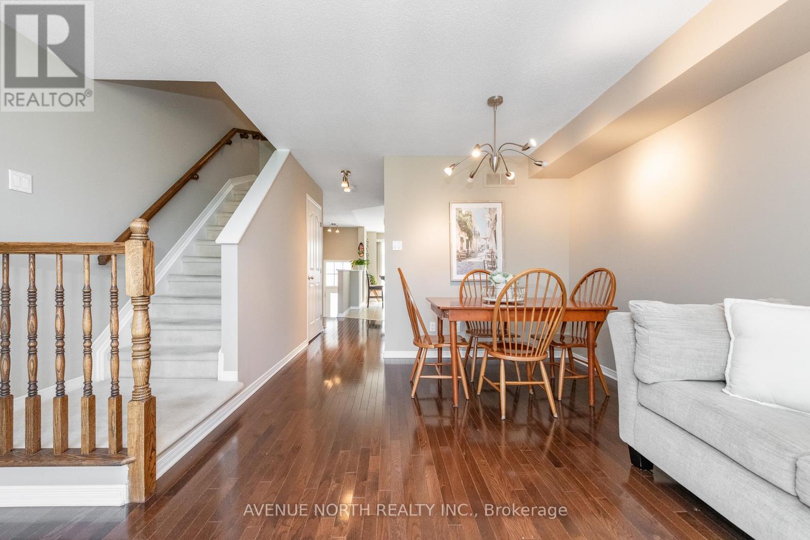 Photo 9 of 283 Stroget Private, Ottawa ON